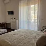 Le Stanze Di Partenope Bed & Breakfast